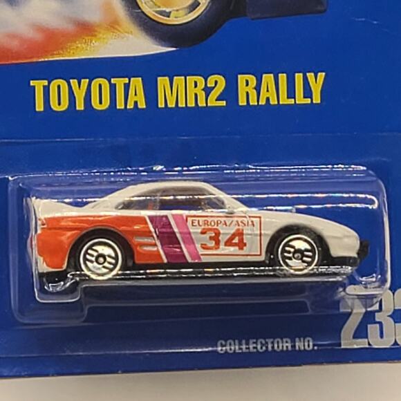 1991 Hot Wheels #233 Toyota MR2 Rally on Blue Card - Picture 2 of 5